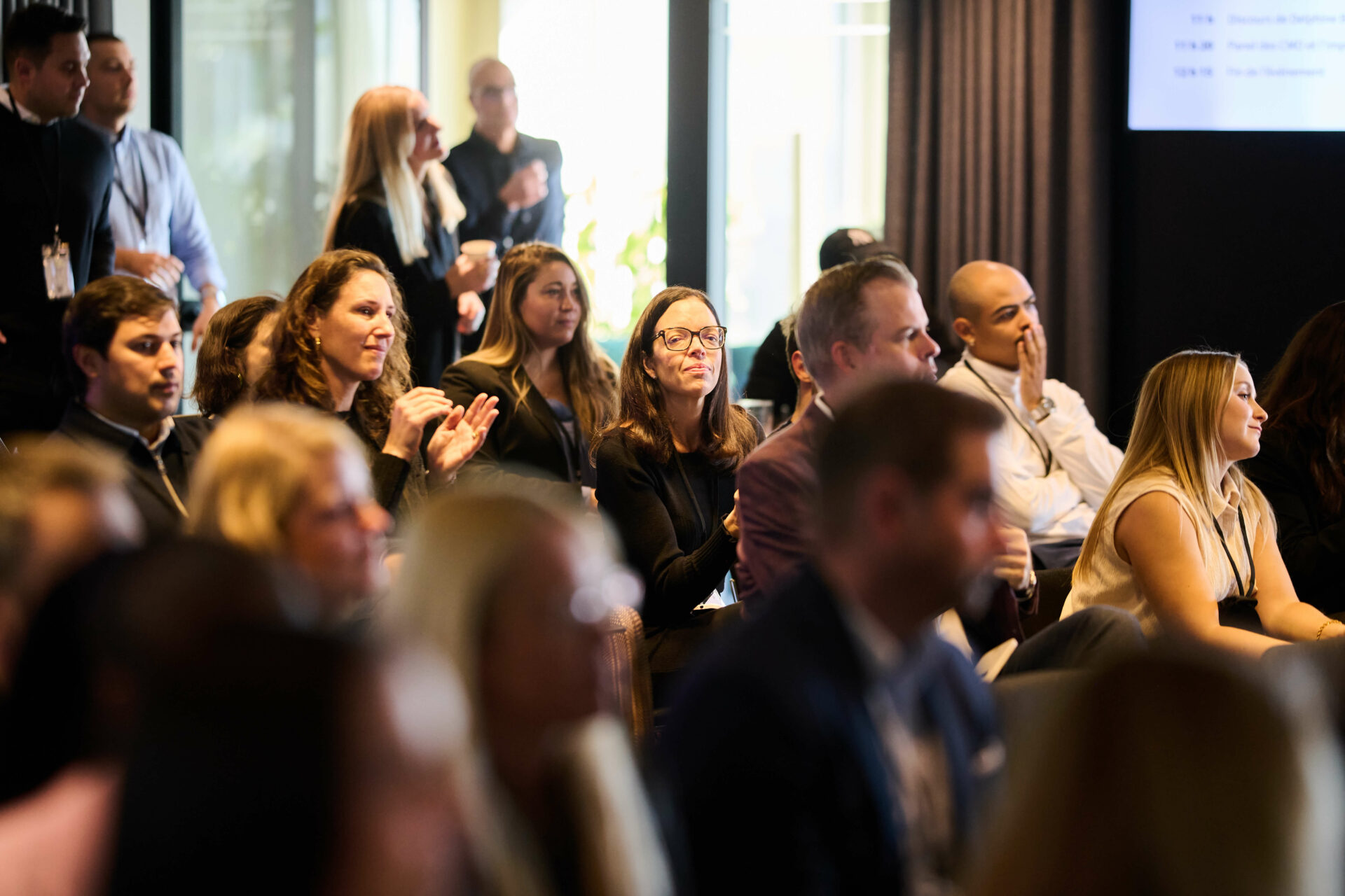 Applaudissements du public